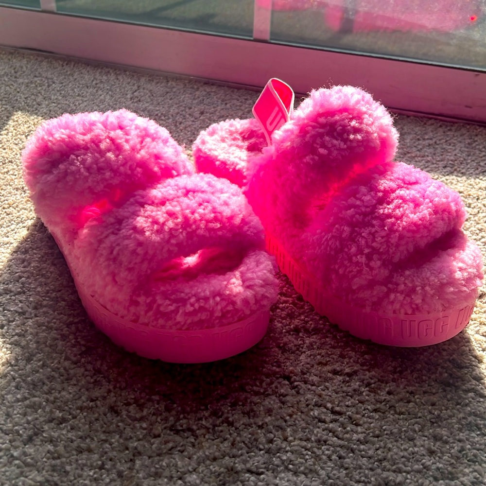 Ugg skimmer slippers treadlight, 7 genuine Ugg
